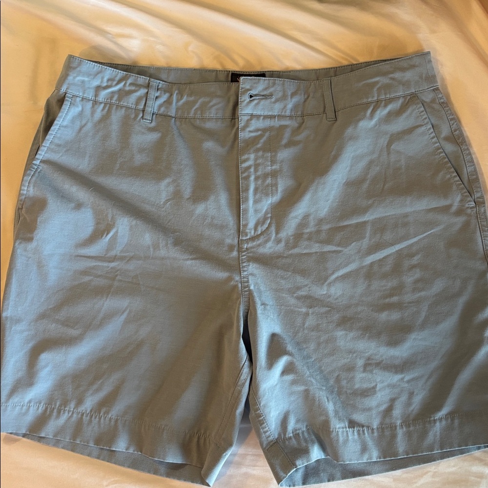 Faherty Light Blue Men's Hybrid Shorts